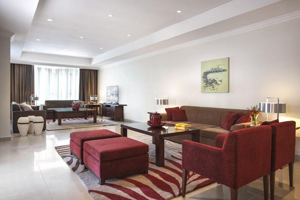 Sedra Arjaan By Rotana Aparthotel Doha Exteriör bild